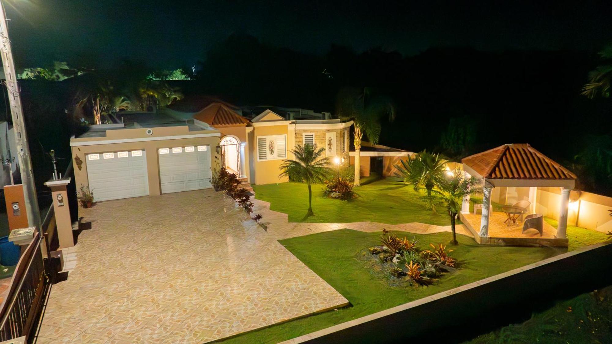 Big Vacation House Moca Bagian luar foto
