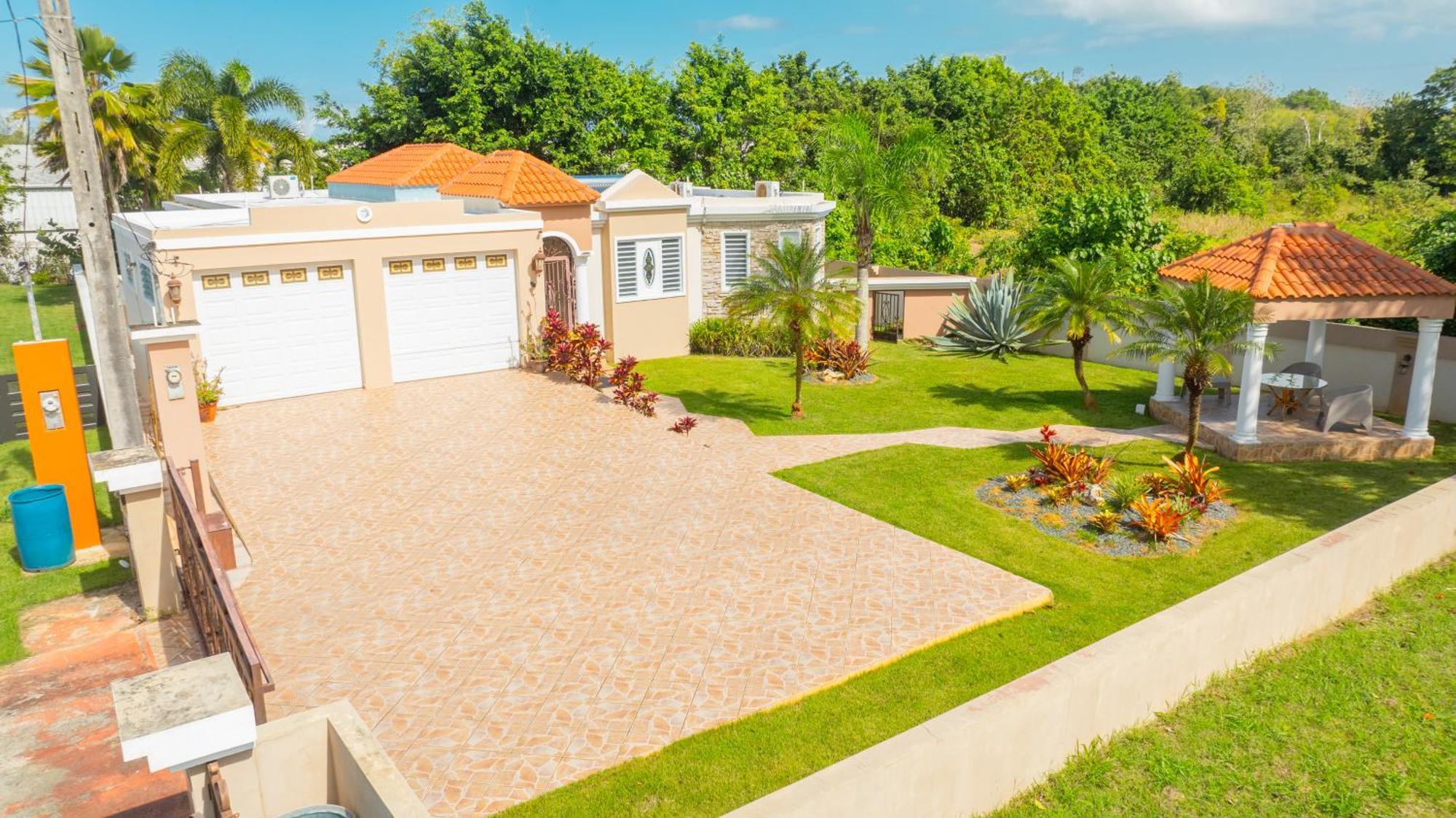 Big Vacation House Moca Bagian luar foto